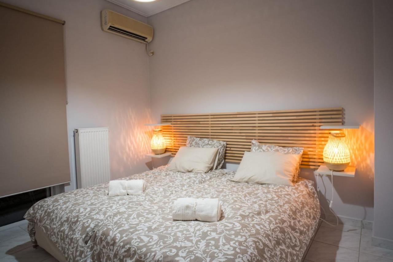 It Is A Pleasant, Modern, Functional House! Apartamento Pireu Exterior foto